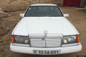 Mercedes E 300 1988