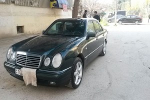 Mercedes E 230 1996