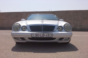 Mercedes E 220 