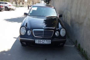 Mercedes E 270 2001