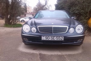 Mercedes E 240 2002