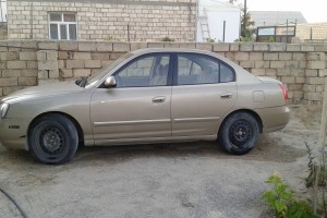 Hyundai Elantra 2001