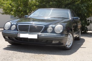 Mercedes E 240 2000