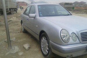 Mercedes E 240 1999