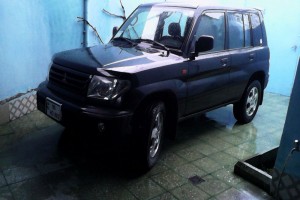 Mitsubishi Pajero iO 2000