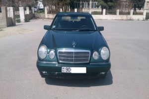 Mercedes E 240 1999