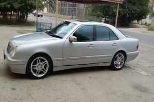 Mercedes E 320 2000