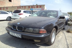 BMW 523 1998