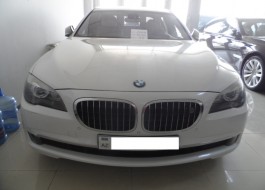 BMW 750 2009