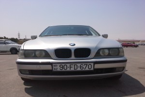 BMW 523 