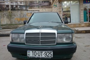 Mercedes 190 1990