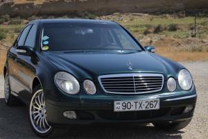 Mercedes E 220 2003