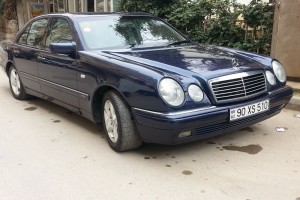 Mercedes E 240 1999