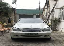 Mercedes C 240