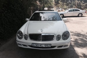 Mercedes E 240 2003