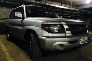 Mitsubishi Pajero iO 2000